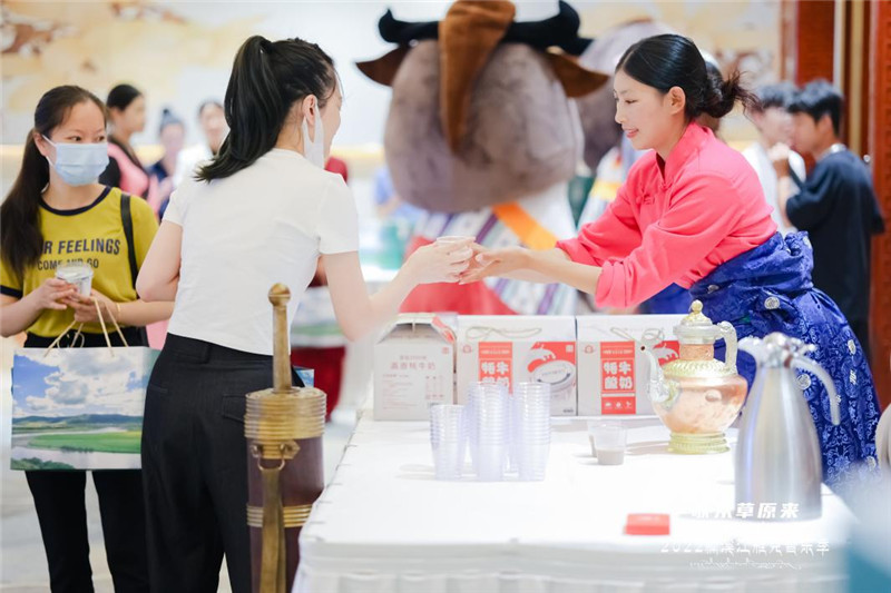 图片 13.jpg 图片 13.jpg