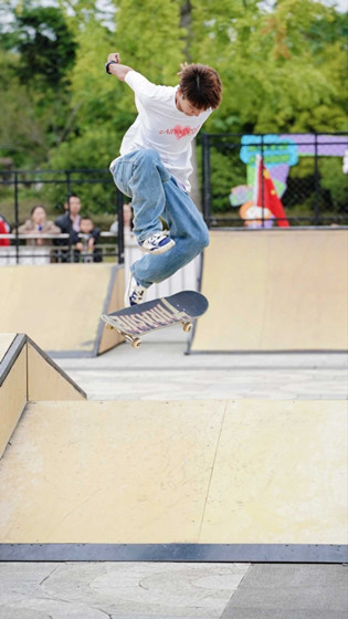 1728304692900.jpg 1728304692900.jpg