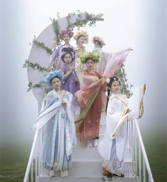 b1bdb768c0b36734cb68971052d7b4.jpg b1bdb768c0b36734cb68971052d7b4.jpg