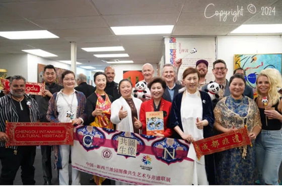 5b611ce9f31b1282221a7e9359b4141.png 5b611ce9f31b1282221a7e9359b4141.png