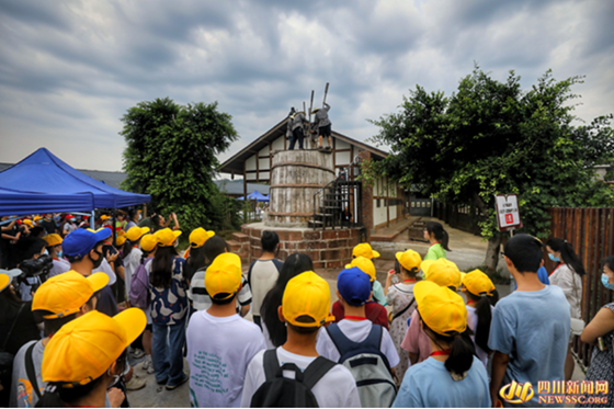 0d138bb1f352e14f66953e3f544fbd2.png 0d138bb1f352e14f66953e3f544fbd2.png