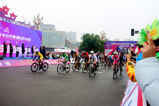 4a09344c9c594aafbd175caf0fb998fc.jpg 4a09344c9c594aafbd175caf0fb998fc.jpg