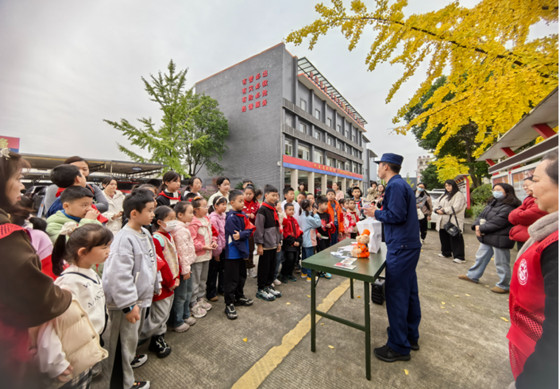 b33c6a53e7327e24345380dc53d69e2e-1763339848939.jpg b33c6a53e7327e24345380dc53d69e2e-1763339848939.jpg