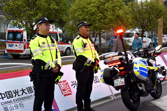 33c298bf01324d5eb5dd8bf4e316ab2c.jpg 33c298bf01324d5eb5dd8bf4e316ab2c.jpg