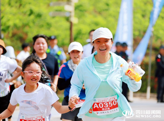 c5e7d1ff84e34f3ab918dad2d4fc7f16.jpg c5e7d1ff84e34f3ab918dad2d4fc7f16.jpg