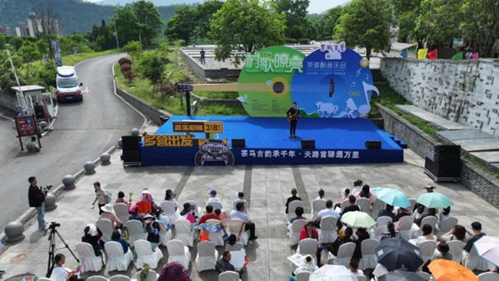 b3a6a849c8cb46f3bf661b932faeae22.jpg b3a6a849c8cb46f3bf661b932faeae22.jpg