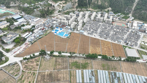 df222c7ac78e47bd8418fee74277f25d.jpg df222c7ac78e47bd8418fee74277f25d.jpg