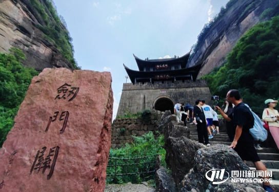 00b8632e18854cb9b36818b086bc95e3.png 00b8632e18854cb9b36818b086bc95e3.png